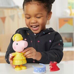 HASBRO Peppa Pig 7-Piece (6 in.) Dress Up Toy‎ Figure (BRAND NEW IN PACKAGE!)